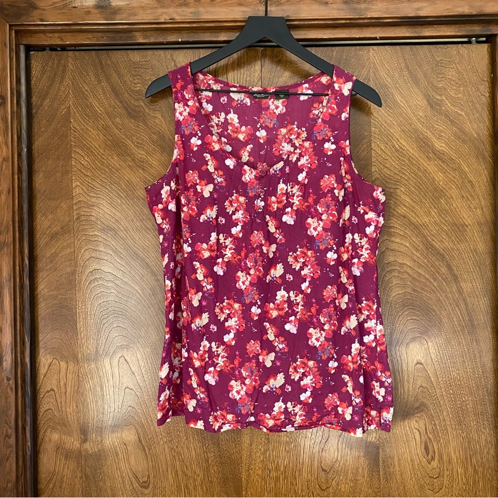 Eddie Bauer Large Women’s Floral Purple Tank Top Lightweight 100% Cotton Buttons